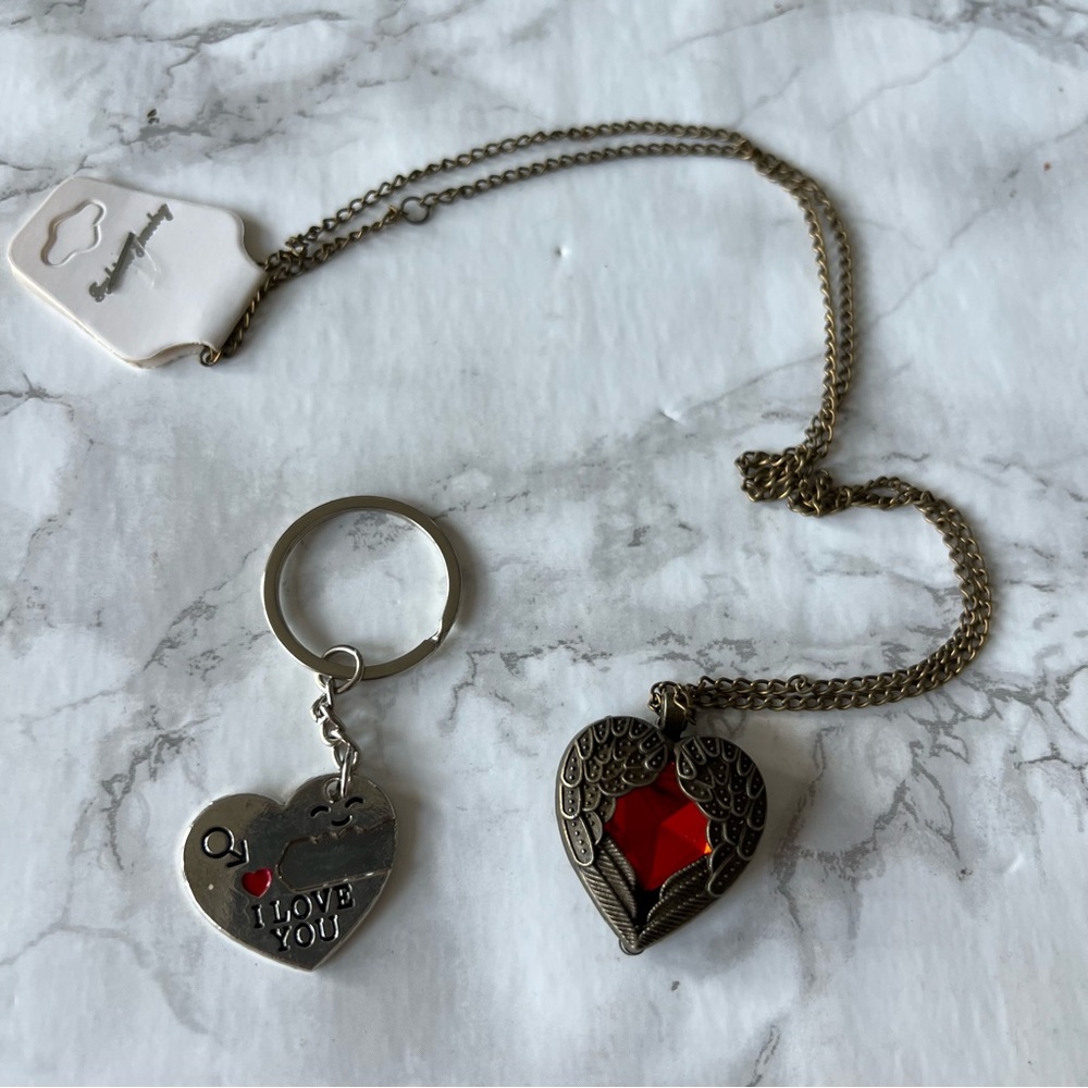 Boutique Heart shape necklace & key chain Aug sale